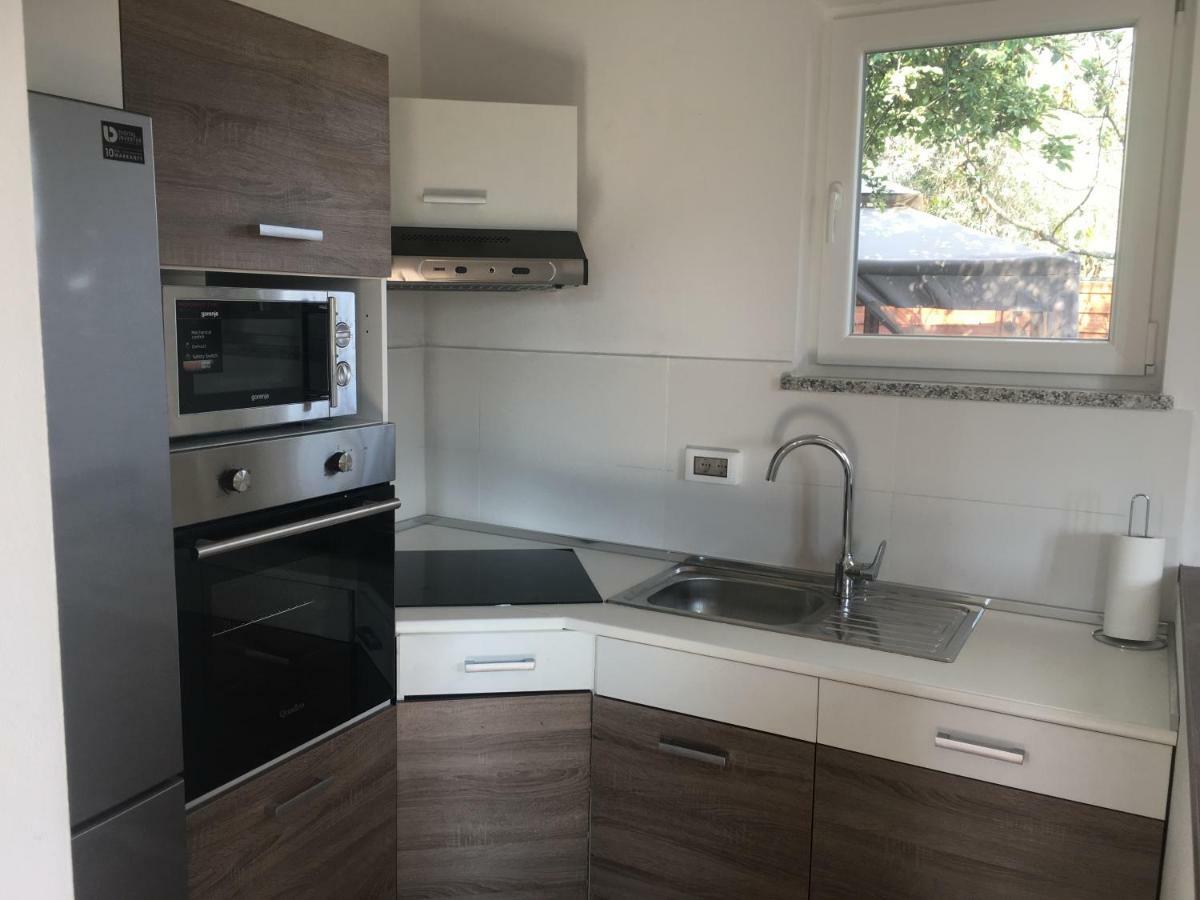 Apartment Grey Пореч Екстериор снимка